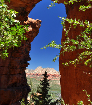 hike-house-trail-image